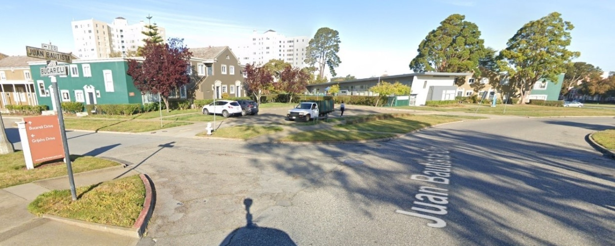 Juan Bautista Circle 