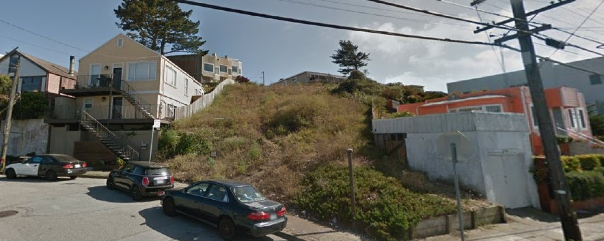 street level view of current lakeview hill