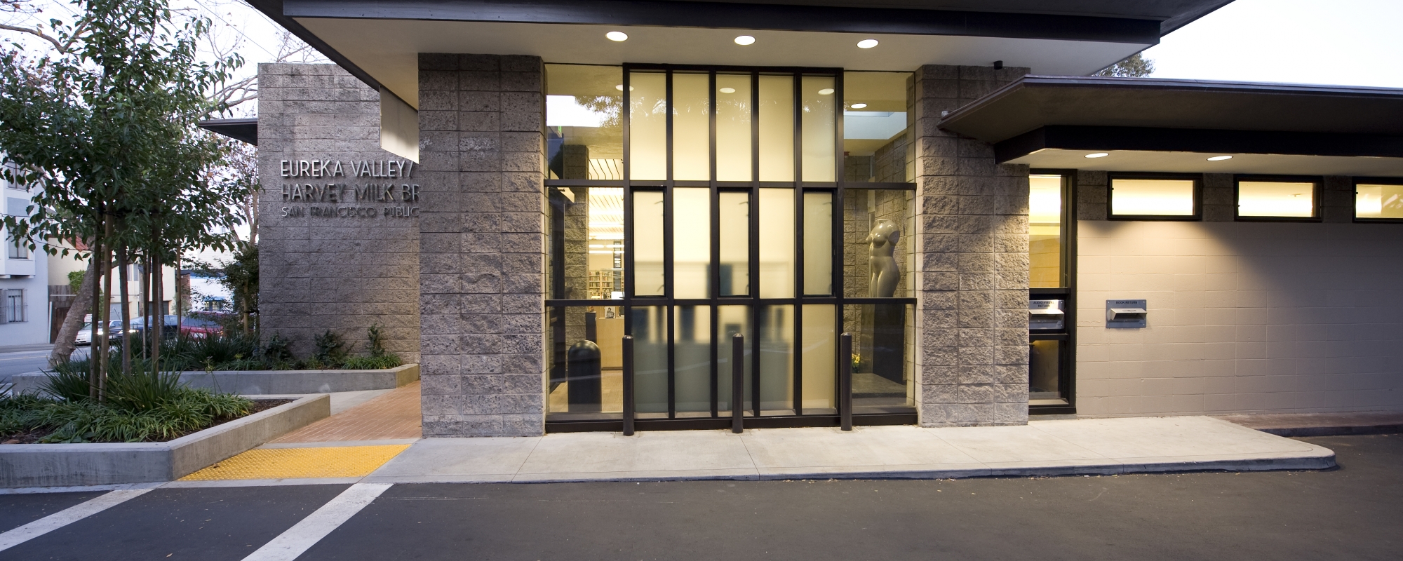 Eureka Valley Branch Library